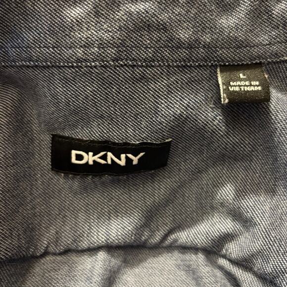 DKNY Men's Long Sleeve Collared Button Down Shirt in Blue - Size Large - Picture 3 of 4
